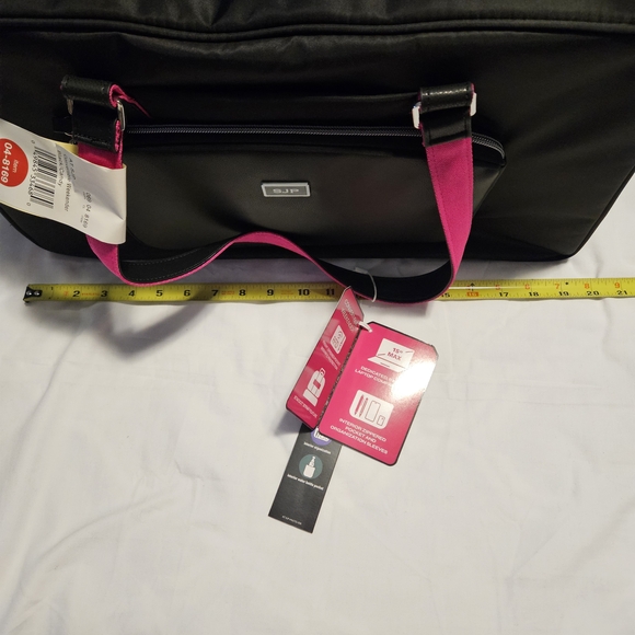 SJP by Sarah Jessica Parker Black Travel Bag with Pink Accents - Picture 4 of 6